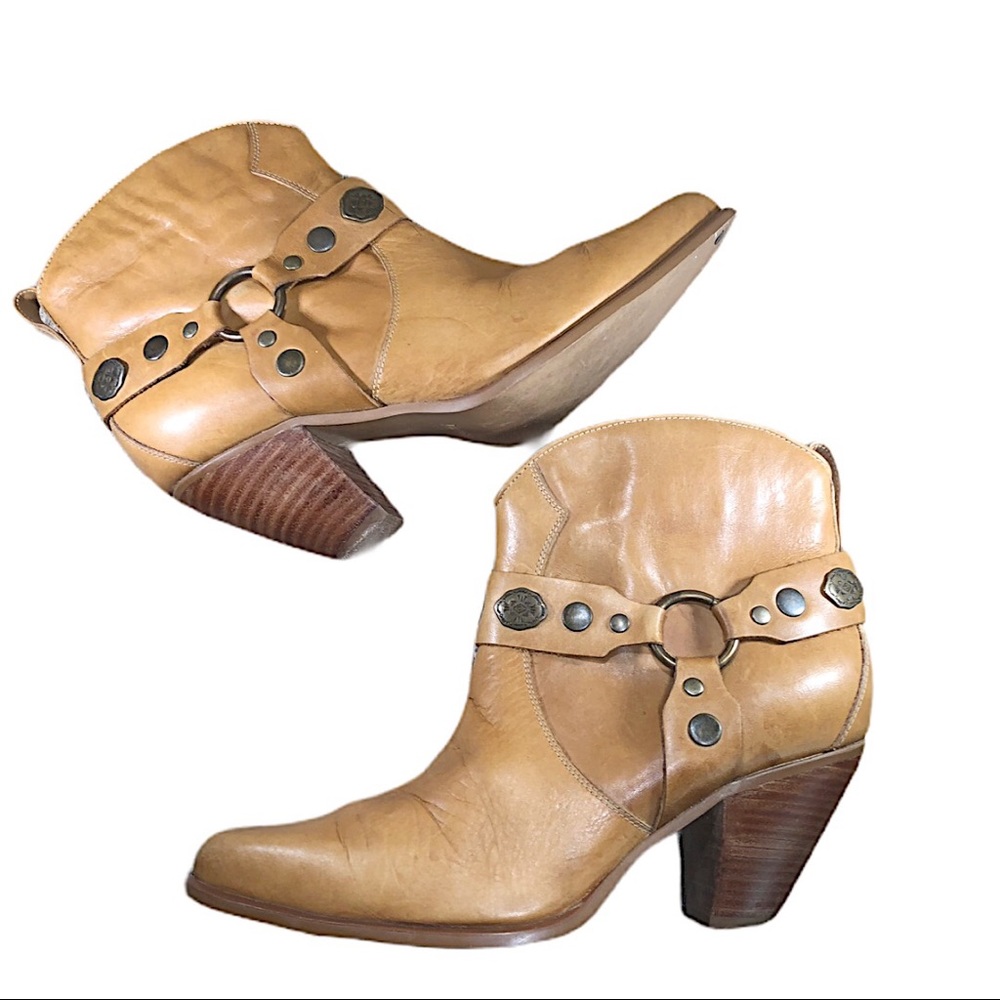 DURANGO Leather Embellished Boots